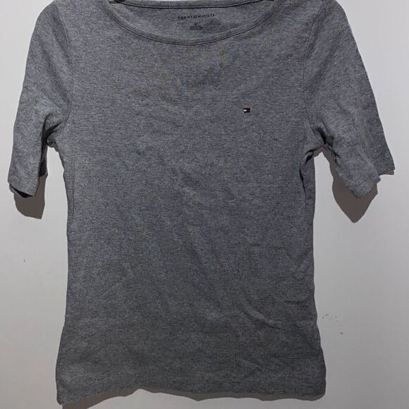 Tommy Hilfiger Women's Gray Heather Boat Neck Short Sleeve T-Shirt Size Small - Picture 1 of 6